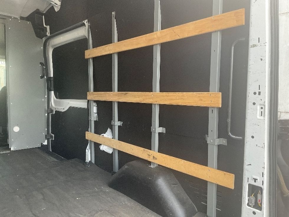 Cargo Van (Panel Van)-Light and Medium Duty Trucks-Ford-2022-Transit 250-Ocala-FL-77,845\n\t\tmiles-$ 37,000 - Image 11