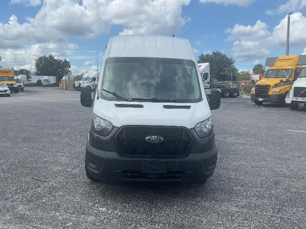Cargo Van (Panel Van)-Light and Medium Duty Trucks-Ford-2022-Transit 250-Ocala-FL-77,845\n\t\tmiles-$ 37,000 - Image 2
