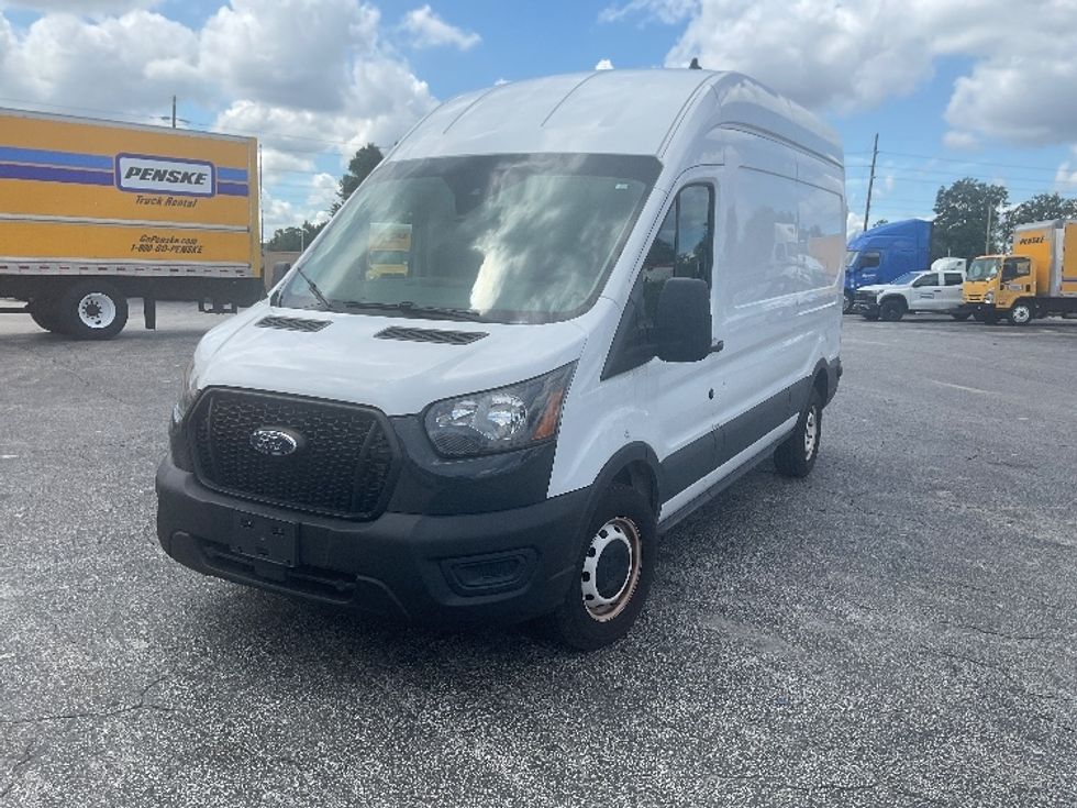 Cargo Van (Panel Van)-Light and Medium Duty Trucks-Ford-2022-Transit 250-Ocala-FL-77,845\n\t\tmiles-$ 37,000 - Image 3