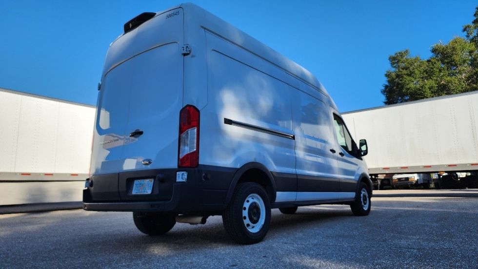 Cargo Van (Panel Van)-Light and Medium Duty Trucks-Ford-2022-Transit 250-Ocala-FL-81,326\n\t\tmiles-$ 38,250 - Image 13