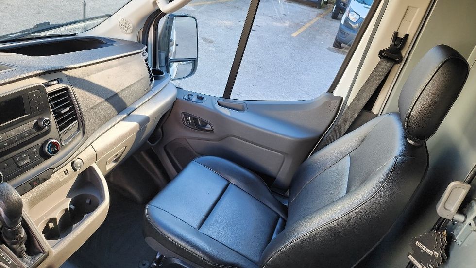 Cargo Van (Panel Van)-Light and Medium Duty Trucks-Ford-2022-Transit 250-Ocala-FL-81,326\n\t\tmiles-$ 38,250 - Image 19