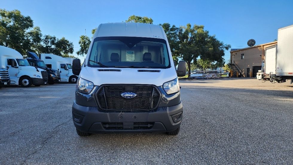 Cargo Van (Panel Van)-Light and Medium Duty Trucks-Ford-2022-Transit 250-Ocala-FL-81,326\n\t\tmiles-$ 38,250 - Image 2