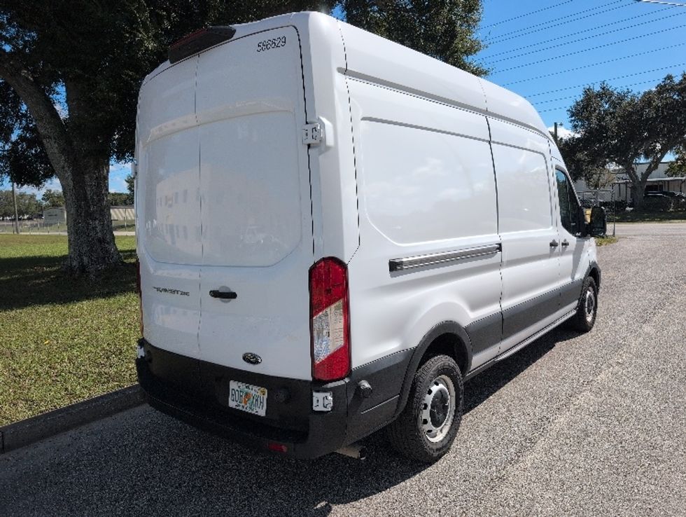 Cargo Van (Panel Van)-Light and Medium Duty Trucks-Ford-2022-Transit 250-Ocala-FL-99,564\n\t\tmiles-$ 36,500 - Image 13