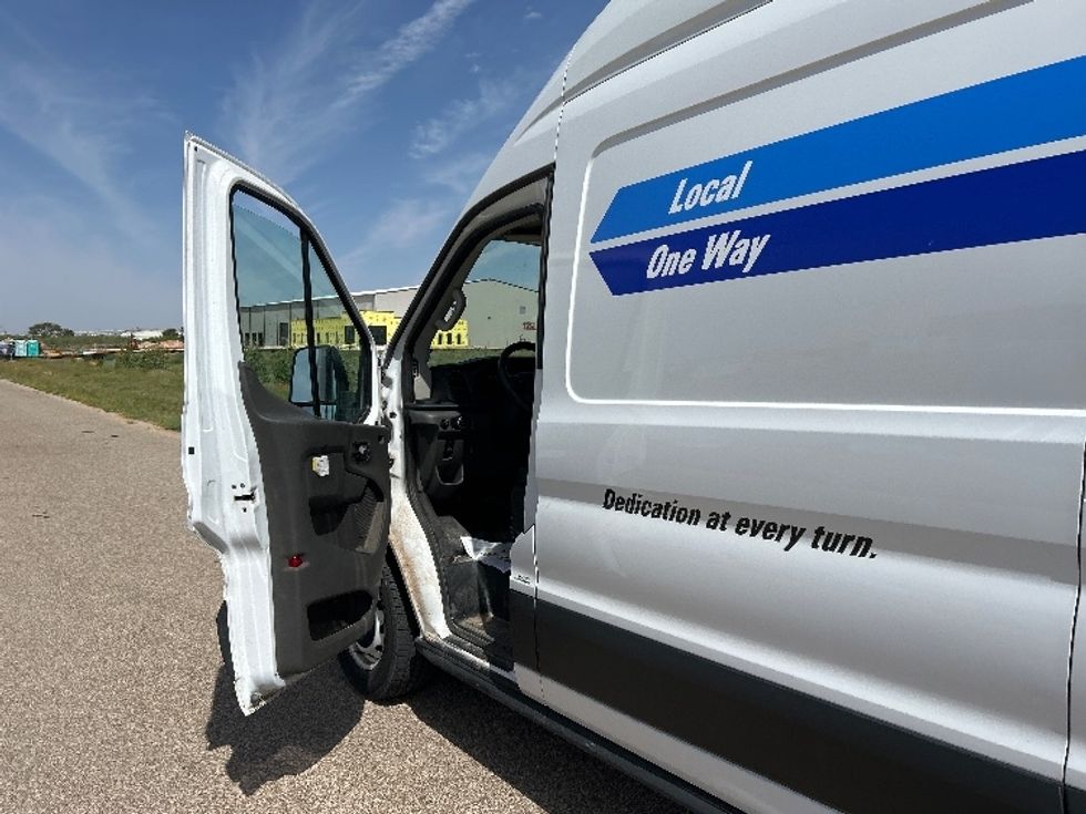 Cargo Van (Panel Van)-Light and Medium Duty Trucks-Ford-2022-Transit 250-Odessa-TX-112,233\n\t\tmiles-$ 35,500 - Image 16