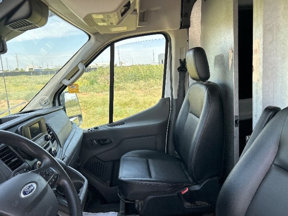 Cargo Van (Panel Van)-Light and Medium Duty Trucks-Ford-2022-Transit 250-Odessa-TX-112,233\n\t\tmiles-$ 35,500 - Image 19