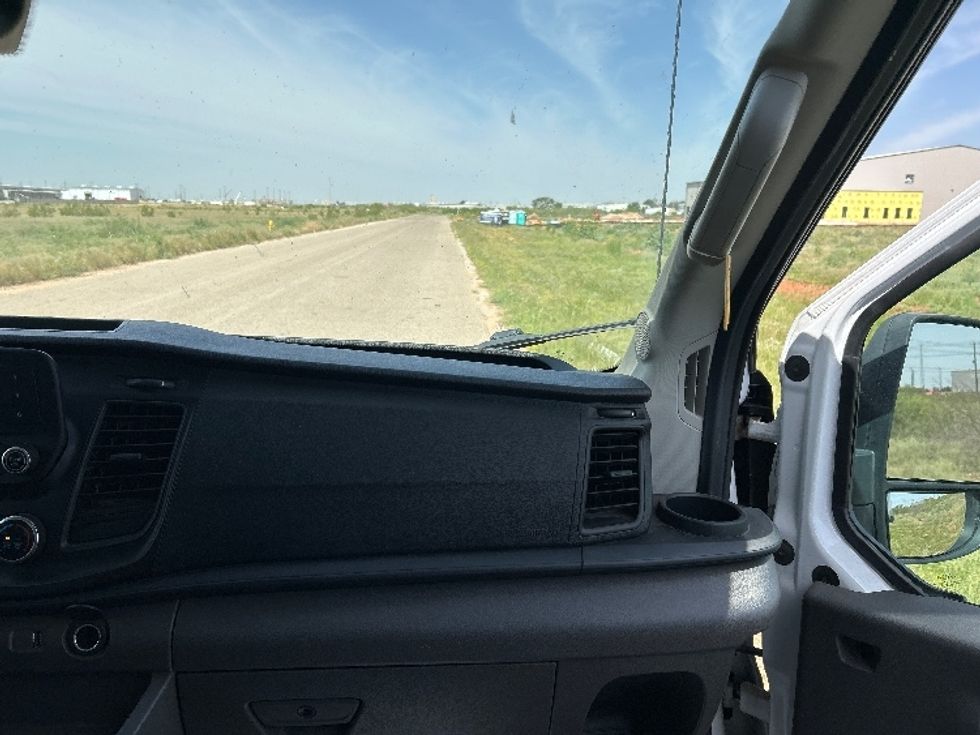 Cargo Van (Panel Van)-Light and Medium Duty Trucks-Ford-2022-Transit 250-Odessa-TX-112,233\n\t\tmiles-$ 35,500 - Image 21