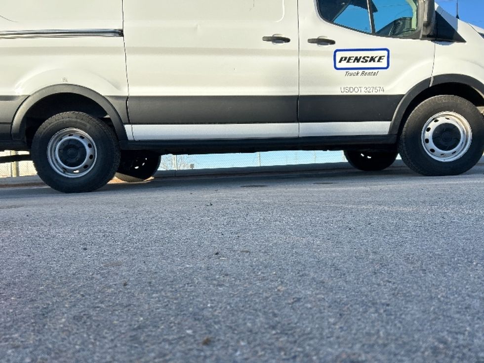 Cargo Van (Panel Van)-Light and Medium Duty Trucks-Ford-2022-Transit 250-Odessa-TX-147,914\n\t\tmiles-$ 23,750 - Image 14