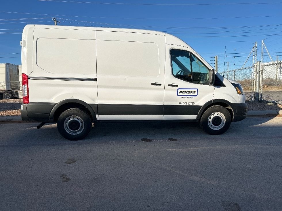 Cargo Van (Panel Van)-Light and Medium Duty Trucks-Ford-2022-Transit 250-Odessa-TX-147,914\n\t\tmiles-$ 23,750 - Image 15