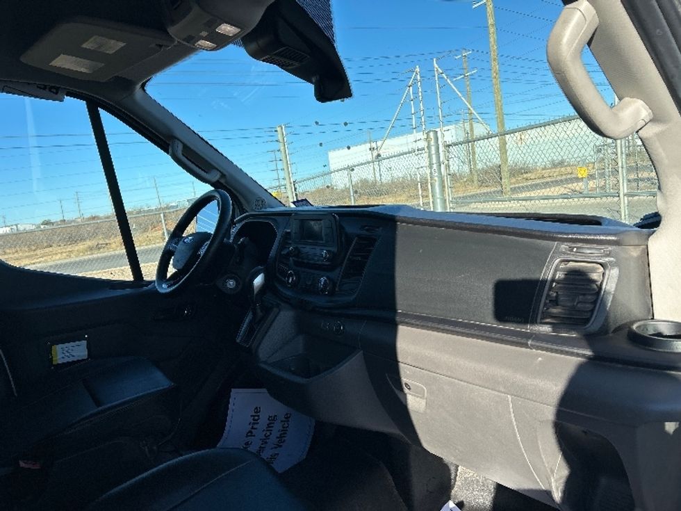 Cargo Van (Panel Van)-Light and Medium Duty Trucks-Ford-2022-Transit 250-Odessa-TX-147,914\n\t\tmiles-$ 23,750 - Image 22