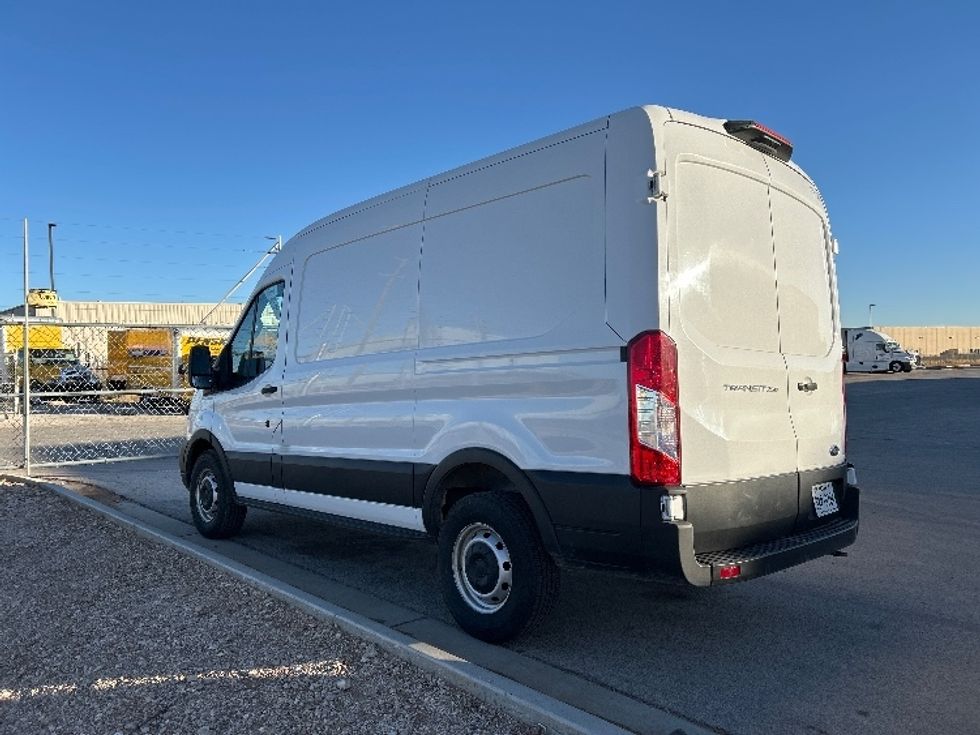 Cargo Van (Panel Van)-Light and Medium Duty Trucks-Ford-2022-Transit 250-Odessa-TX-147,914\n\t\tmiles-$ 23,750 - Image 6