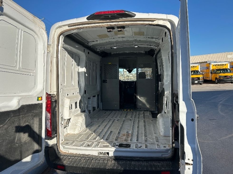 Cargo Van (Panel Van)-Light and Medium Duty Trucks-Ford-2022-Transit 250-Odessa-TX-147,914\n\t\tmiles-$ 23,750 - Image 9