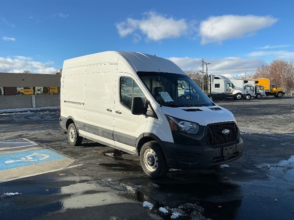 Cargo Van (Panel Van)-Light and Medium Duty Trucks-Ford-2022-Transit 250-Ogden-UT-88,032\n\t\tmiles-$ 37,000 - Image 1