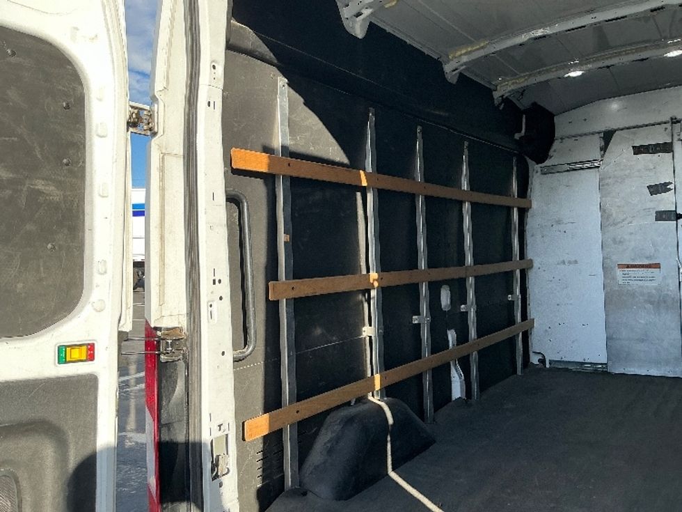 Cargo Van (Panel Van)-Light and Medium Duty Trucks-Ford-2022-Transit 250-Ogden-UT-88,032\n\t\tmiles-$ 37,000 - Image 11