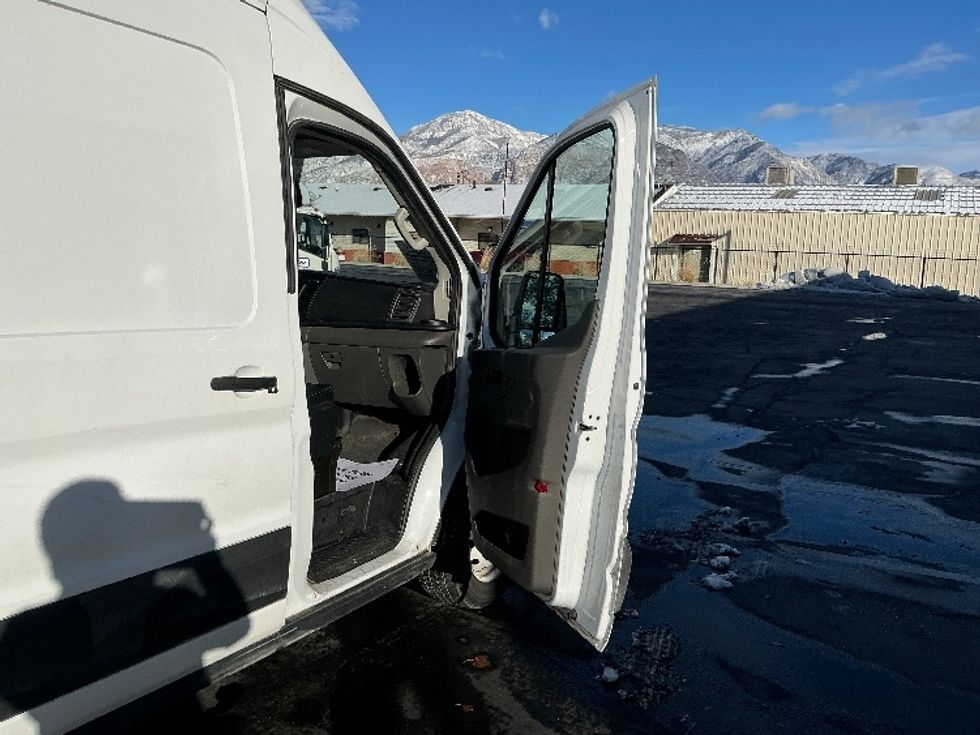 Cargo Van (Panel Van)-Light and Medium Duty Trucks-Ford-2022-Transit 250-Ogden-UT-88,032\n\t\tmiles-$ 37,000 - Image 20