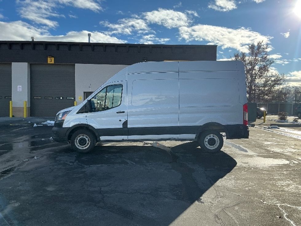 Cargo Van (Panel Van)-Light and Medium Duty Trucks-Ford-2022-Transit 250-Ogden-UT-88,032\n\t\tmiles-$ 37,000 - Image 4