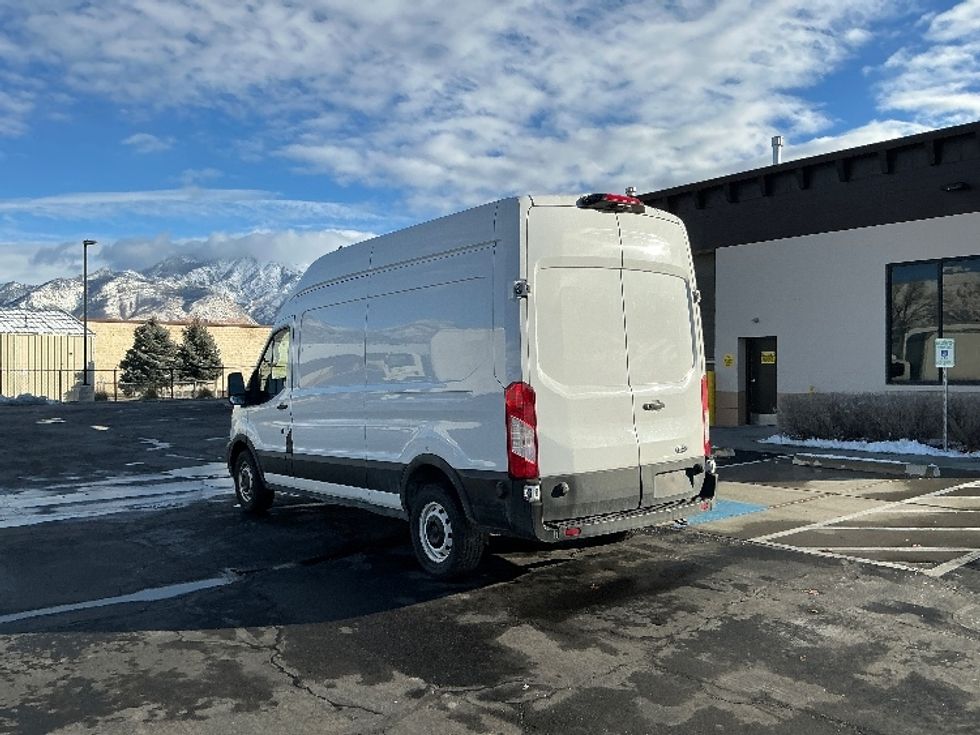 Cargo Van (Panel Van)-Light and Medium Duty Trucks-Ford-2022-Transit 250-Ogden-UT-88,032\n\t\tmiles-$ 37,000 - Image 6