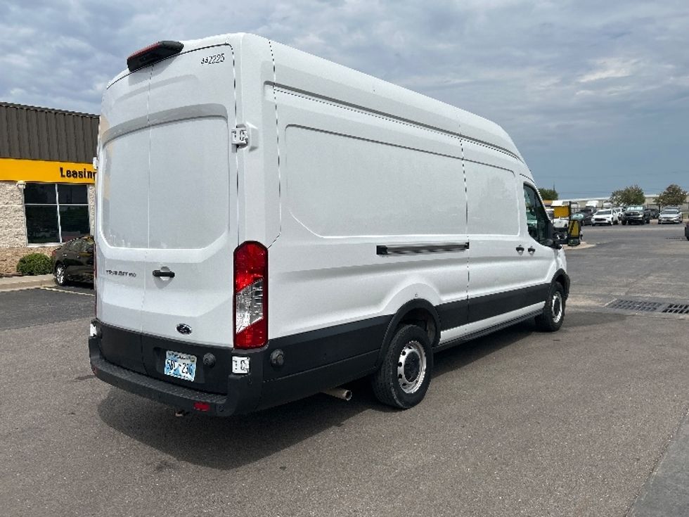 Cargo Van (Panel Van)-Light and Medium Duty Trucks-Ford-2022-Transit 250-Oklahoma City-OK-134,811\n\t\tmiles-$ 29,250 - Image 11