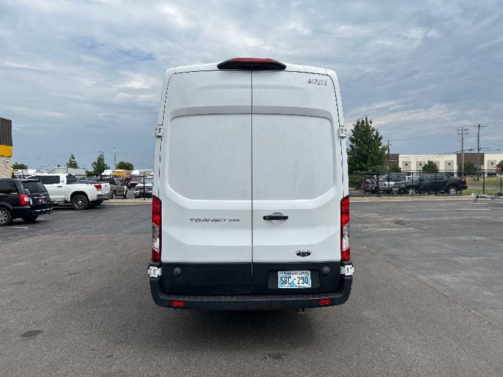 Cargo Van (Panel Van)-Light and Medium Duty Trucks-Ford-2022-Transit 250-Oklahoma City-OK-134,811\n\t\tmiles-$ 29,250 - Image 6
