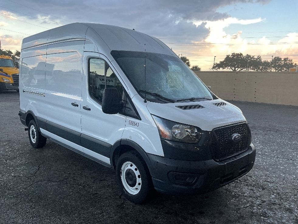 Cargo Van (Panel Van)-Light and Medium Duty Trucks-Ford-2022-Transit 250-Orlando-FL-62,278\n\t\tmiles-$ 38,500 - Image 1