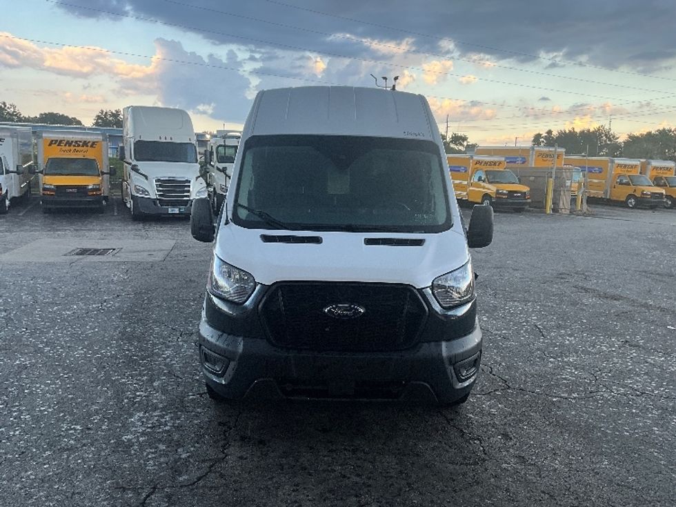 Cargo Van (Panel Van)-Light and Medium Duty Trucks-Ford-2022-Transit 250-Orlando-FL-62,278\n\t\tmiles-$ 38,500 - Image 2