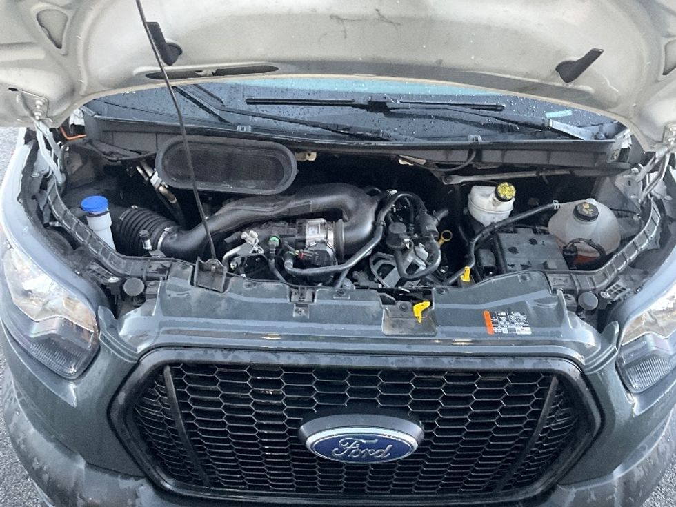 Cargo Van (Panel Van)-Light and Medium Duty Trucks-Ford-2022-Transit 250-Orlando-FL-62,278\n\t\tmiles-$ 38,500 - Image 21