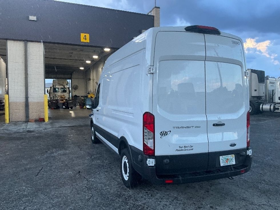 Cargo Van (Panel Van)-Light and Medium Duty Trucks-Ford-2022-Transit 250-Orlando-FL-62,278\n\t\tmiles-$ 38,500 - Image 6