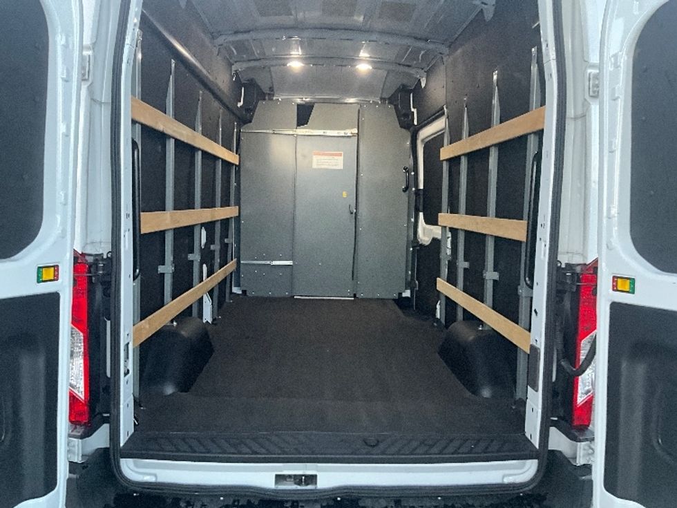 Cargo Van (Panel Van)-Light and Medium Duty Trucks-Ford-2022-Transit 250-Orlando-FL-62,278\n\t\tmiles-$ 38,500 - Image 8