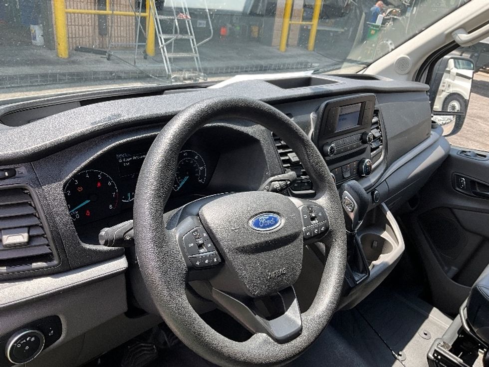 Cargo Van (Panel Van)-Light and Medium Duty Trucks-Ford-2022-Transit 250-Orlando-FL-70,993\n\t\tmiles-$ 38,000 - Image 17