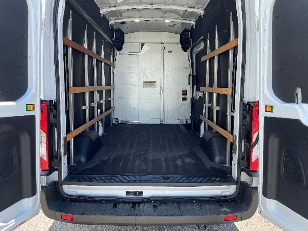 Cargo Van (Panel Van)-Light and Medium Duty Trucks-Ford-2022-Transit 250-Orlando-FL-70,993\n\t\tmiles-$ 38,000 - Image 8