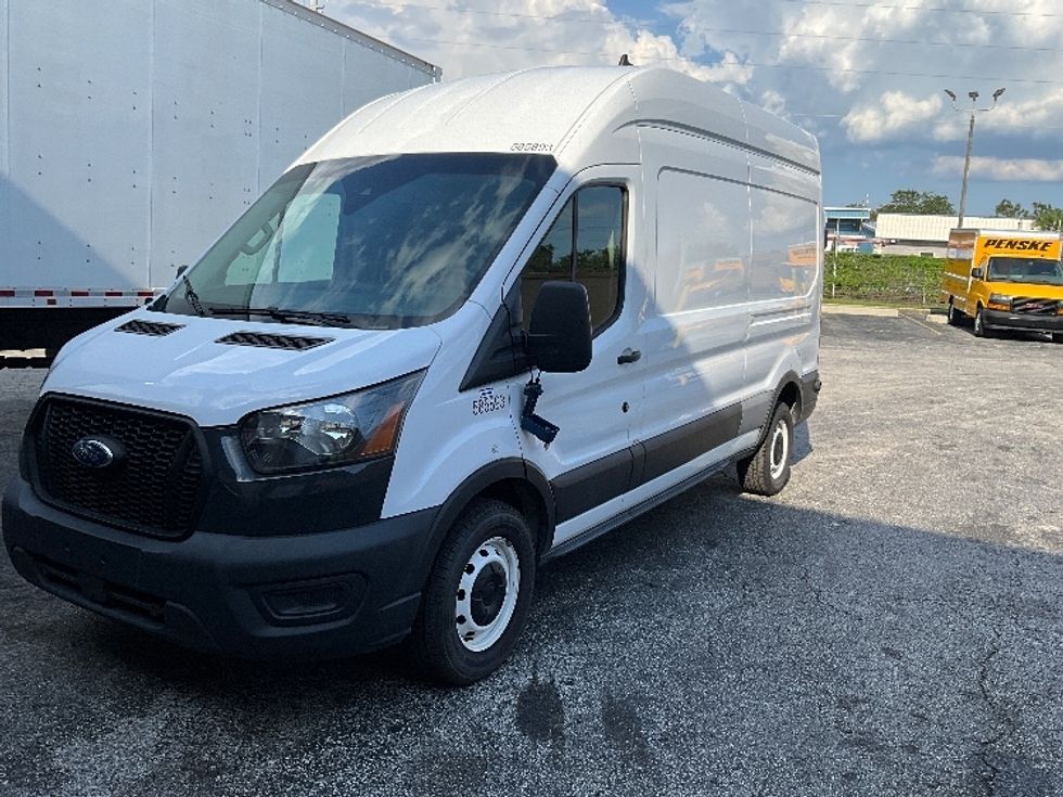 Cargo Van (Panel Van)-Light and Medium Duty Trucks-Ford-2022-Transit 250-Orlando-FL-88,908\n\t\tmiles-$ 36,000 - Image 1