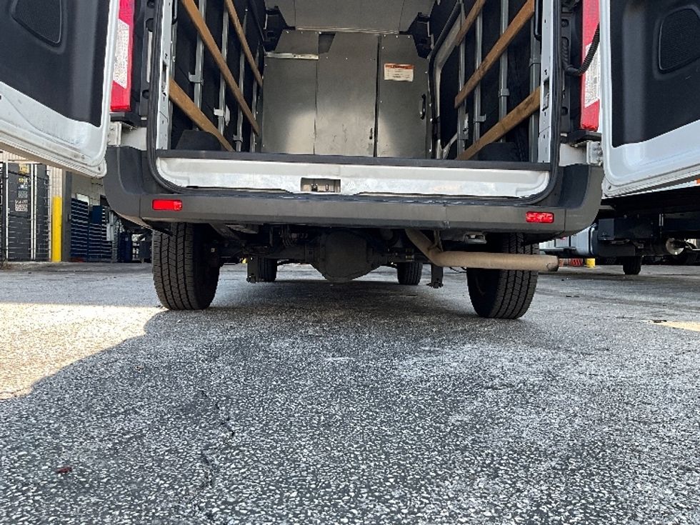 Cargo Van (Panel Van)-Light and Medium Duty Trucks-Ford-2022-Transit 250-Orlando-FL-88,908\n\t\tmiles-$ 36,000 - Image 10
