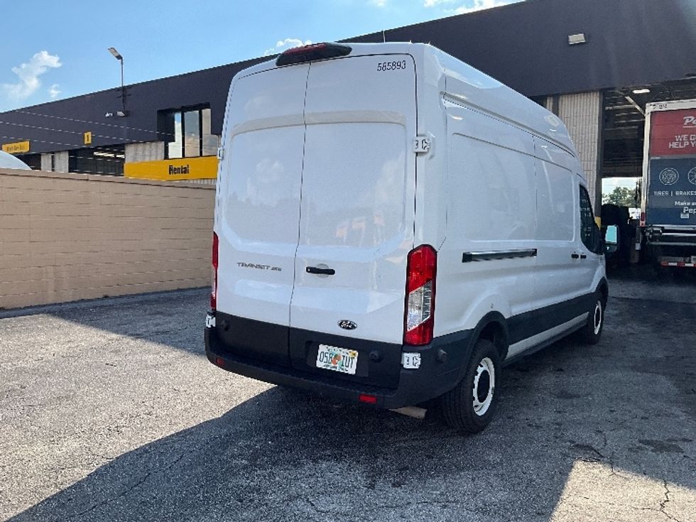 Cargo Van (Panel Van)-Light and Medium Duty Trucks-Ford-2022-Transit 250-Orlando-FL-88,908\n\t\tmiles-$ 36,000 - Image 13