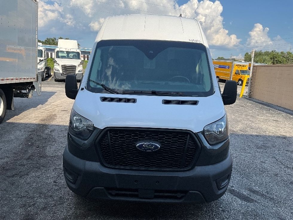 Cargo Van (Panel Van)-Light and Medium Duty Trucks-Ford-2022-Transit 250-Orlando-FL-88,908\n\t\tmiles-$ 36,000 - Image 2