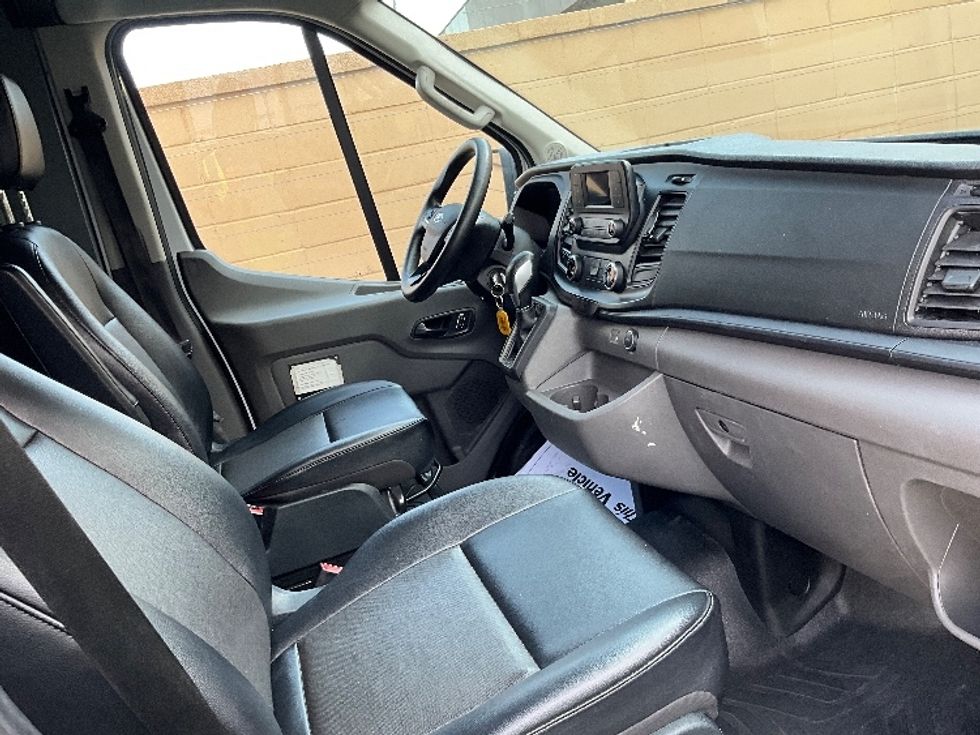 Cargo Van (Panel Van)-Light and Medium Duty Trucks-Ford-2022-Transit 250-Orlando-FL-88,908\n\t\tmiles-$ 36,000 - Image 22