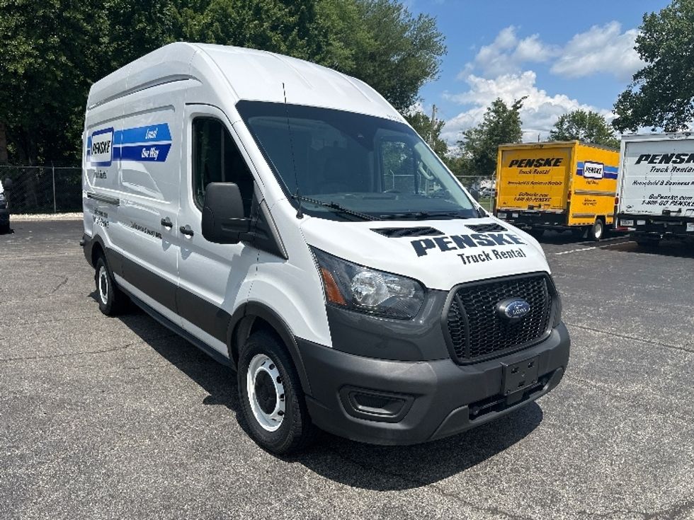 Cargo Van (Panel Van)-Light and Medium Duty Trucks-Ford-2022-Transit 250-Parsippany-NJ-117,545\n\t\tmiles-$ 33,750 - Image 1