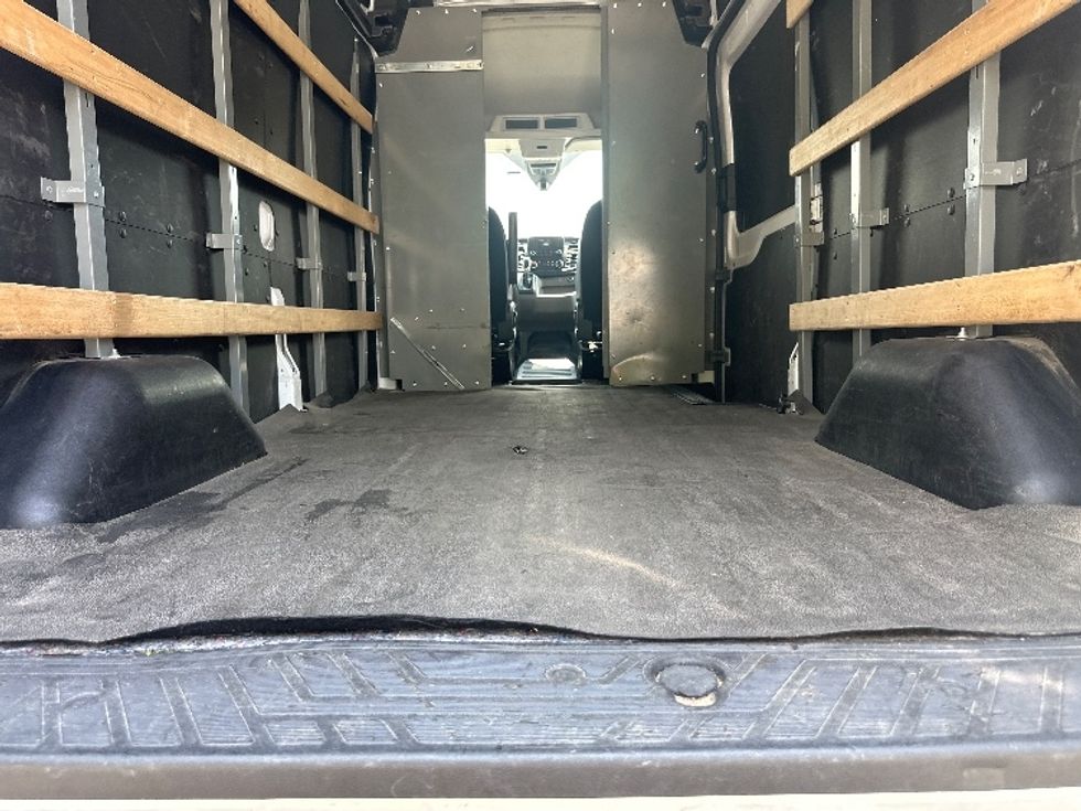 Cargo Van (Panel Van)-Light and Medium Duty Trucks-Ford-2022-Transit 250-Parsippany-NJ-117,545\n\t\tmiles-$ 33,750 - Image 10