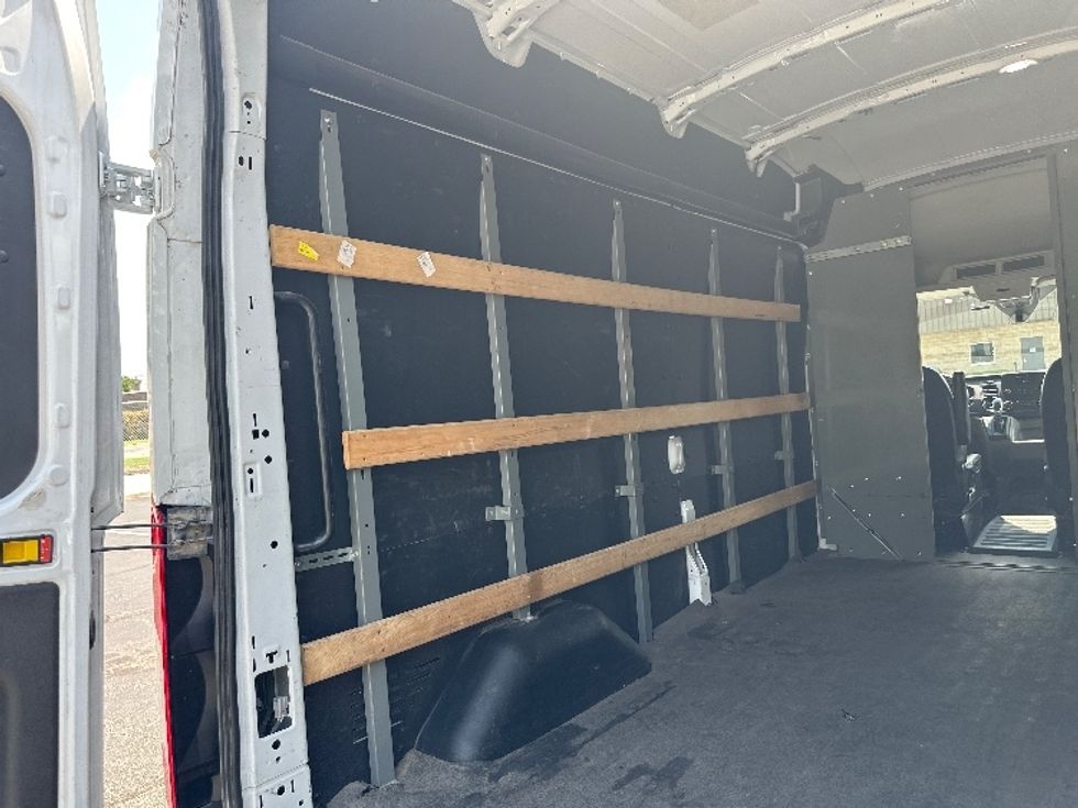 Cargo Van (Panel Van)-Light and Medium Duty Trucks-Ford-2022-Transit 250-Parsippany-NJ-117,545\n\t\tmiles-$ 33,750 - Image 11