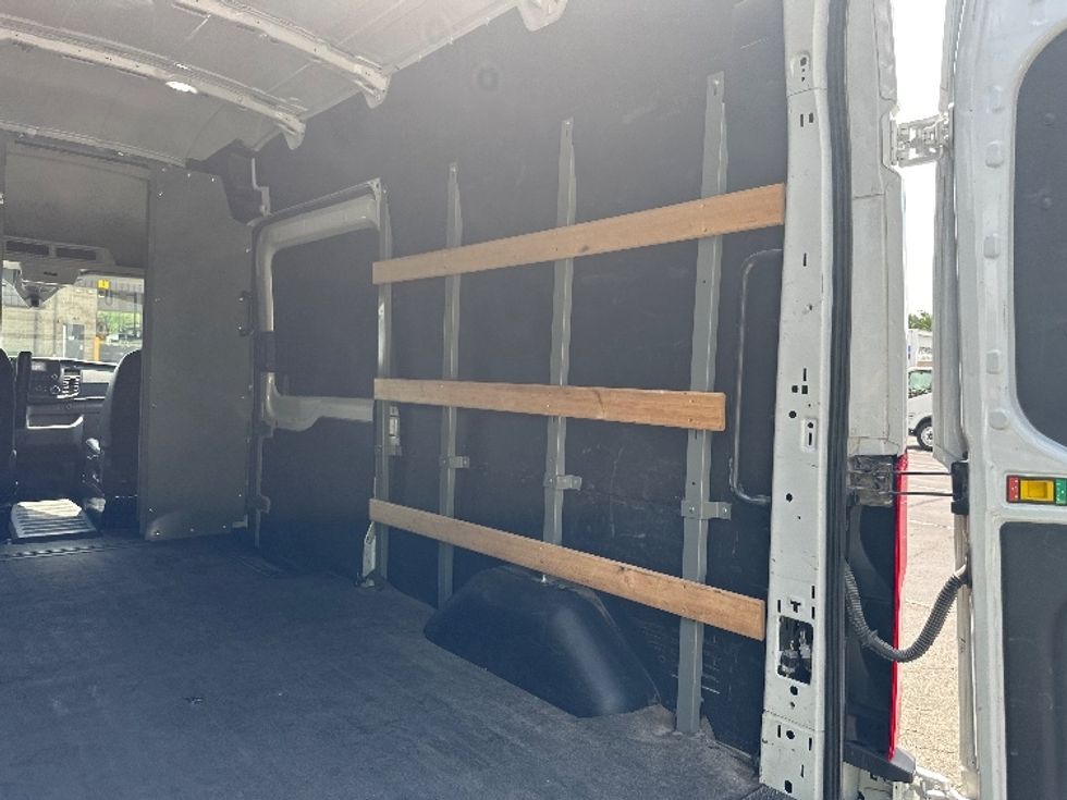 Cargo Van (Panel Van)-Light and Medium Duty Trucks-Ford-2022-Transit 250-Parsippany-NJ-117,545\n\t\tmiles-$ 33,750 - Image 12