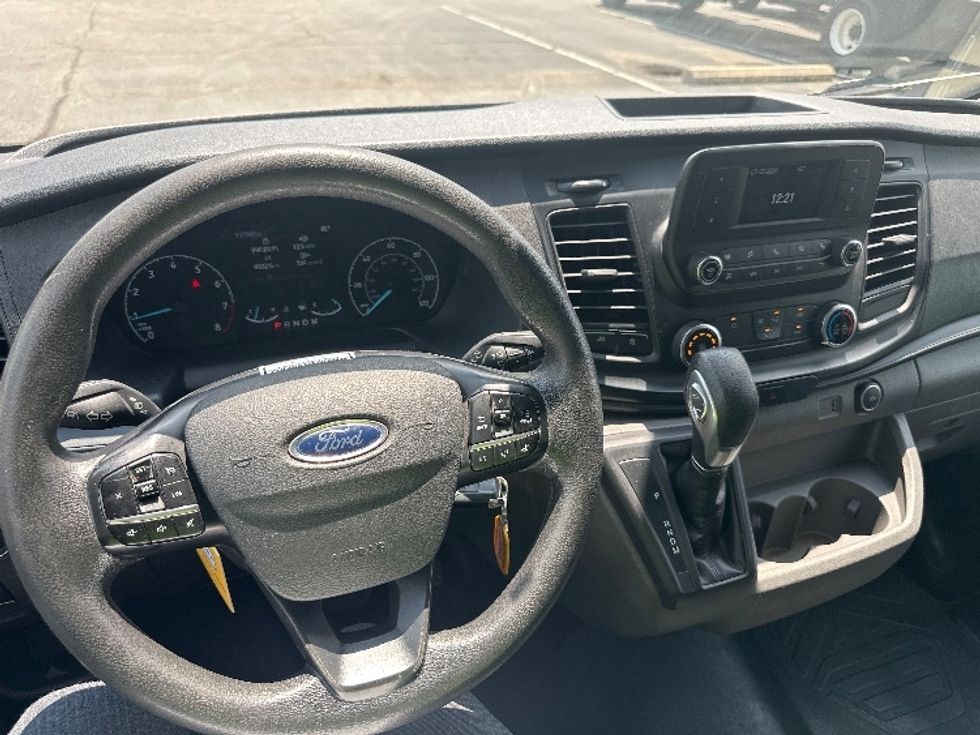 Cargo Van (Panel Van)-Light and Medium Duty Trucks-Ford-2022-Transit 250-Parsippany-NJ-117,545\n\t\tmiles-$ 33,750 - Image 18