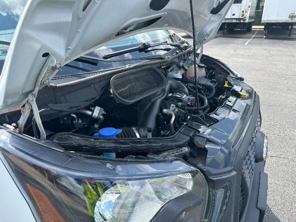 Cargo Van (Panel Van)-Light and Medium Duty Trucks-Ford-2022-Transit 250-Parsippany-NJ-117,545\n\t\tmiles-$ 33,750 - Image 23