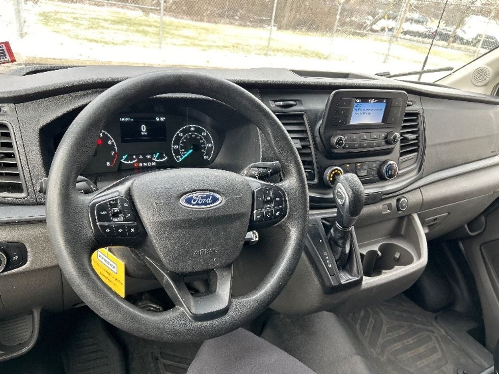 Cargo Van (Panel Van)-Light and Medium Duty Trucks-Ford-2022-Transit 250-Parsippany-NJ-140,932\n\t\tmiles-$ 29,000 - Image 18