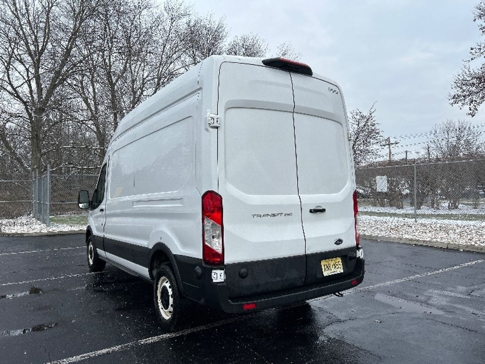 Cargo Van (Panel Van)-Light and Medium Duty Trucks-Ford-2022-Transit 250-Parsippany-NJ-140,932\n\t\tmiles-$ 29,000 - Image 6