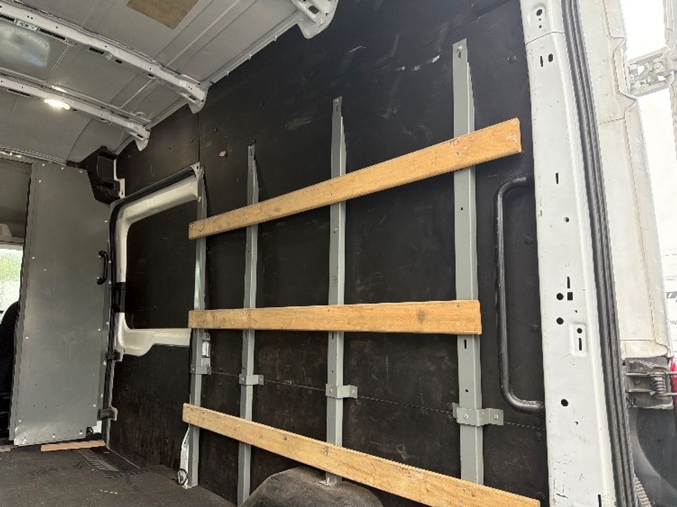 Cargo Van (Panel Van)-Light and Medium Duty Trucks-Ford-2022-Transit 250-Parsippany-NJ-63,605\n\t\tmiles-$ 39,750 - Image 12