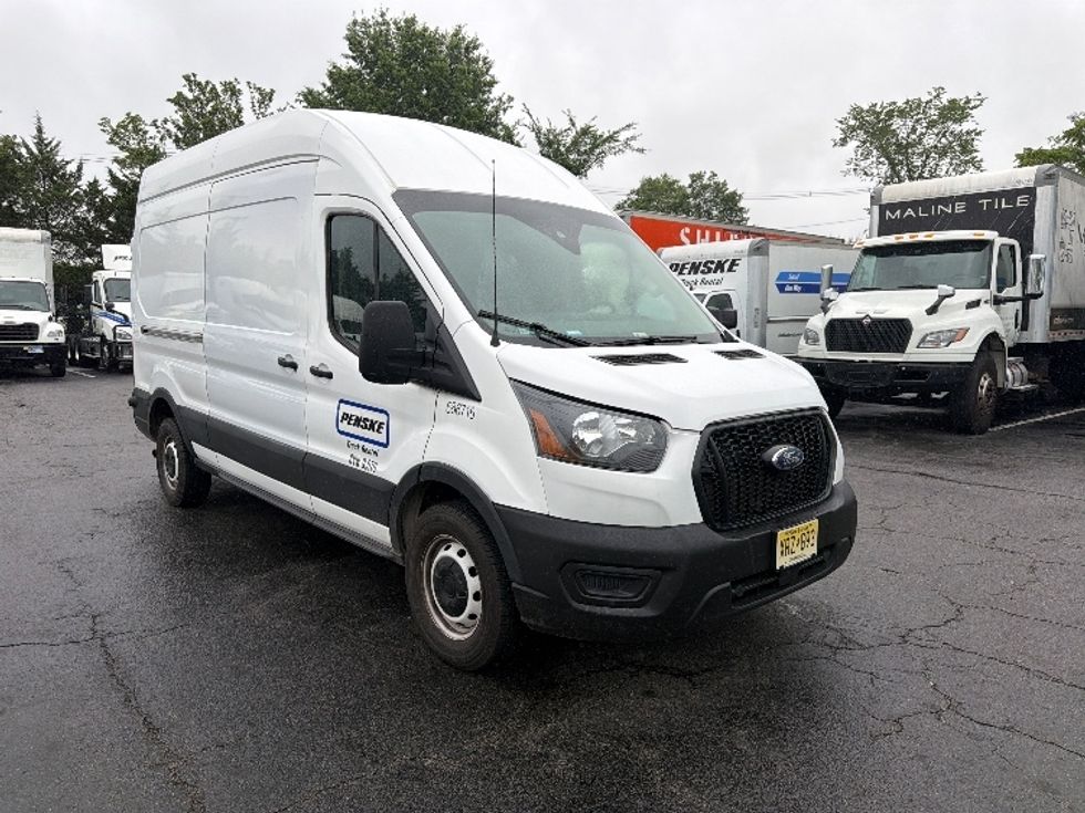 Cargo Van (Panel Van)-Light and Medium Duty Trucks-Ford-2022-Transit 250-Parsippany-NJ-63,605\n\t\tmiles-$ 39,750 - Image 25