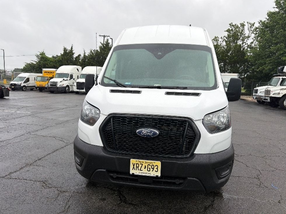 Cargo Van (Panel Van)-Light and Medium Duty Trucks-Ford-2022-Transit 250-Parsippany-NJ-63,605\n\t\tmiles-$ 39,750 - Image 26