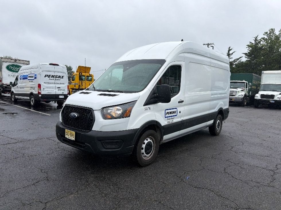 Cargo Van (Panel Van)-Light and Medium Duty Trucks-Ford-2022-Transit 250-Parsippany-NJ-63,605\n\t\tmiles-$ 39,750 - Image 3