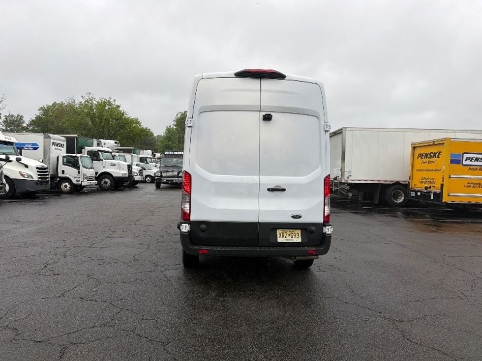 Cargo Van (Panel Van)-Light and Medium Duty Trucks-Ford-2022-Transit 250-Parsippany-NJ-63,605\n\t\tmiles-$ 39,750 - Image 7