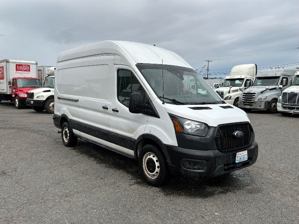 Cargo Van (Panel Van)-Light and Medium Duty Trucks-Ford-2022-Transit 250-Pasco-WA-171,458\n\t\tmiles-$ 25,750 - Image 1