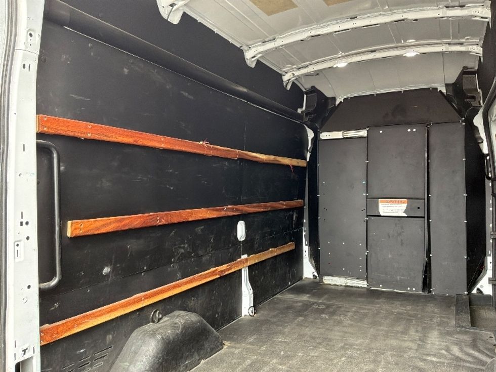 Cargo Van (Panel Van)-Light and Medium Duty Trucks-Ford-2022-Transit 250-Pasco-WA-171,458\n\t\tmiles-$ 25,750 - Image 10