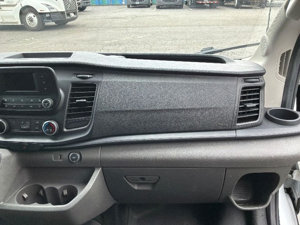 Cargo Van (Panel Van)-Light and Medium Duty Trucks-Ford-2022-Transit 250-Pasco-WA-171,458\n\t\tmiles-$ 25,750 - Image 20